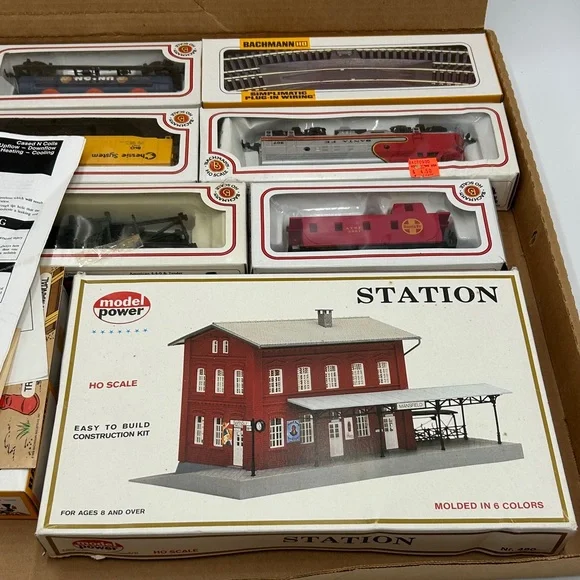 Bachmann King of the Rail HO Electric Train Set Giant 83 pieces set New - Picture 16 of 16